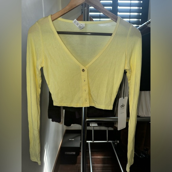 ALO Yoga Ribbed Cropped Whisper Cardigan XS - Picture 2 of 4